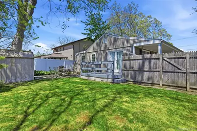 226 W 5th Street, Deer Park, NY 11729 - Photo 19