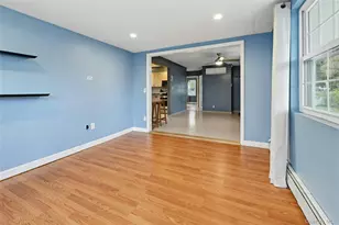 226 W 5th St, Deer Park, NY 11729 - Photo 9