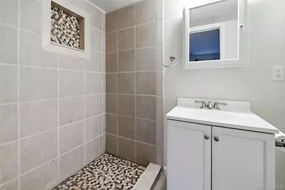 226 W 5th Street, Deer Park, NY 11729 - Photo 13