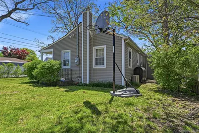 226 W 5th Street, Deer Park, NY 11729 - Photo 21