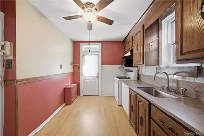 63-44 53rd Drive, Maspeth, NY 11378 - Photo 5