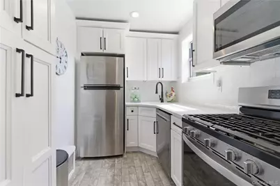 83 Edwards Street #2A, Roslyn Heights, NY 11577 - Photo 11