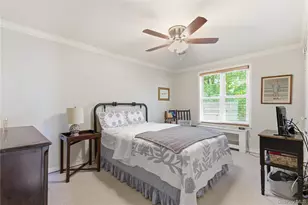 83 Edwards St, Roslyn Heights, NY 11577 - Photo 15