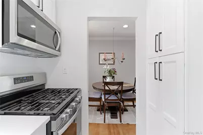 83 Edwards Street #2A, Roslyn Heights, NY 11577 - Photo 13