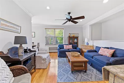 83 Edwards Street #2A, Roslyn Heights, NY 11577 - Photo 5