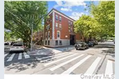 300 W 137th Street #300D, New York, NY 10030 - Photo 1