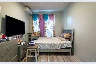 515 Hinsdale Street, Brooklyn, NY 11207 - Photo 9
