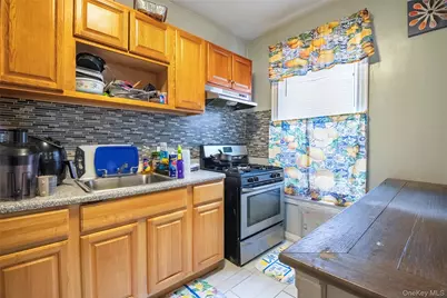 515 Hinsdale Street, Brooklyn, NY 11207 - Photo 7