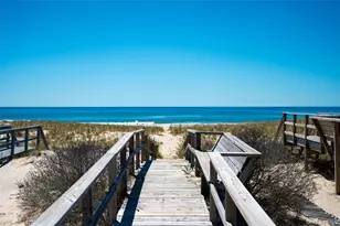 898 Dune Rd, Westhampton Beach, NY 11978 - Photo 35