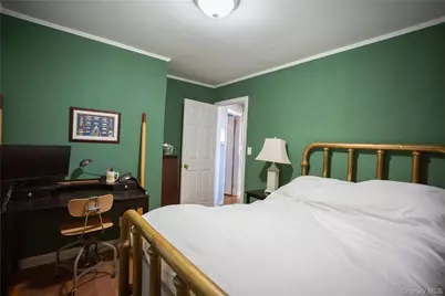 274 W Walnut Street, Long Beach, NY 11561 - Photo 17
