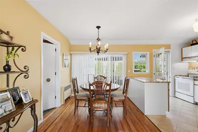 895 Iris Drive, Bellmore, NY 11710 - Photo 9
