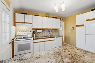 895 Iris Dr, Bellmore, NY 11710 - Photo 17