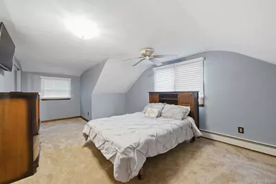 16 Carston Street, Selden, NY 11784 - Photo 33
