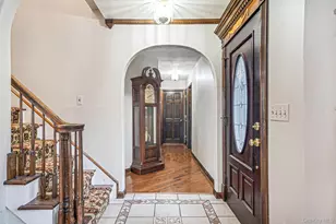16 Carston St, Selden, NY 11784 - Photo 9