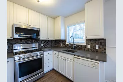 21 Marwood Road N, Port Washington, NY 11050 - Photo 29