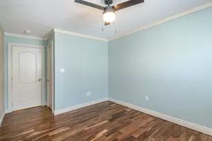 21 Marwood Rd N, Port Washington, NY 11050 - Photo 21