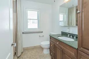 21 Marwood Rd N, Port Washington, NY 11050 - Photo 15