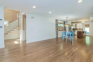 21 Marwood Rd N, Port Washington, NY 11050 - Photo 5
