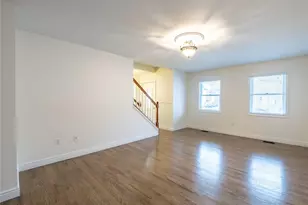 21 Marwood Rd N, Port Washington, NY 11050 - Photo 31