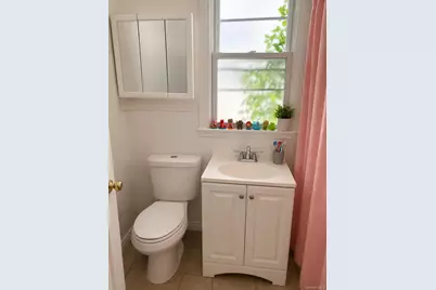 142 N 6th Avenue, Mount Vernon, NY 10550 - Photo 11