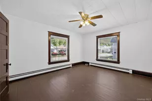 20 Delaware St, Port Jervis, NY 12771 - Photo 7