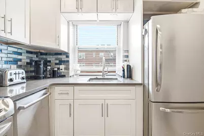 113-14 72nd Road #5P, Forest Hills, NY 11375 - Photo 15