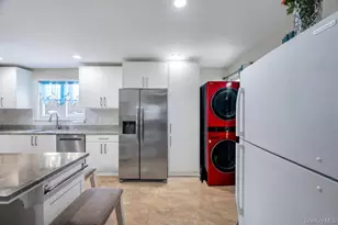 1732 Glenmore Ave, East Meadow, NY 11554 - Photo 7
