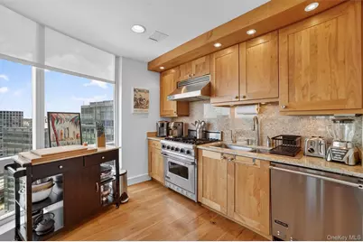5 Renaissance Square #26E, White Plains, NY 10601 - Photo 9