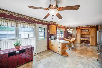 568 Chestnut Lane, East Meadow, NY 11554 - Photo 11