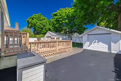 43 Nassau Boulevard, Malverne, NY 11565 - Photo 29