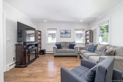 43 Nassau Boulevard, Malverne, NY 11565 - Photo 15