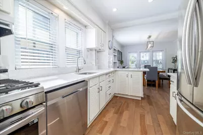 43 Nassau Boulevard, Malverne, NY 11565 - Photo 13
