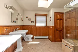 1602 Imperial Ave, New Hyde Park, NY 11040 - Photo 15