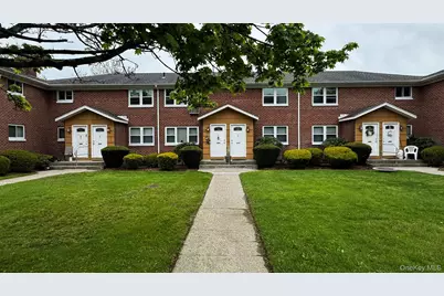 60 Hiddink Street #60, Sayville, NY 11782 - Photo 9