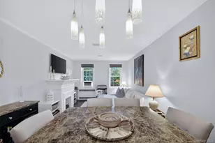17 Gaynor Ave, Manhasset, NY 11030 - Photo 11