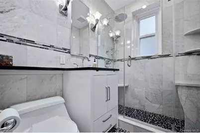 17 Gaynor Avenue #1D, Manhasset, NY 11030 - Photo 15