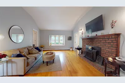 30 Sarina Drive, Commack, NY 11725 - Photo 7