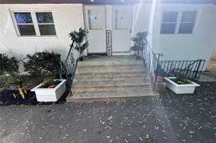 408 A 7th St, East Northport, NY 11731 - Photo 3