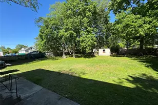 408 A 7th St, East Northport, NY 11731 - Photo 17