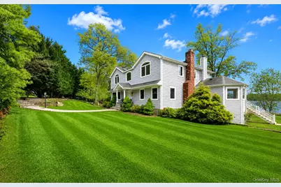 17 Youngs Lane, Setauket, NY 11733 - Photo 5