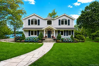 17 Youngs Lane, Setauket, NY 11733 - Photo 3