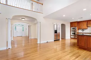 17 Youngs Ln, Setauket, NY 11733 - Photo 17