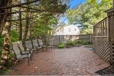 19 Fox Lane, Dix Hills, NY 11746 - Photo 39
