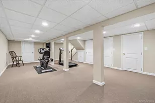 19 Fox Ln, Dix Hills, NY 11746 - Photo 33