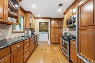 19 Fox Lane, Dix Hills, NY 11746 - Photo 9
