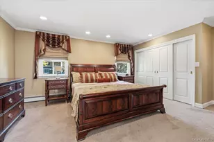 19 Fox Ln, Dix Hills, NY 11746 - Photo 23