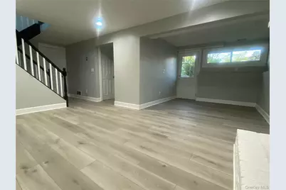17 Berkeley Avenue, Selden, NY 11784 - Photo 15