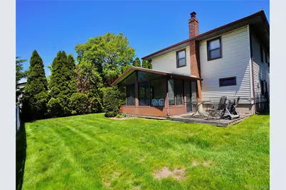 9 John Street, Bethpage, NY 11714 - Photo 5