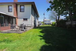 9 John St, Bethpage, NY 11714 - Photo 11