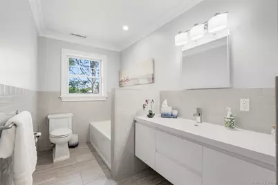17 Clover Place, New Rochelle, NY 10805 - Photo 37